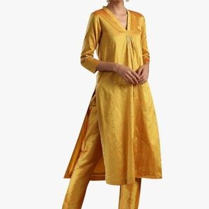 Elegant Gold Women's Kurta Set